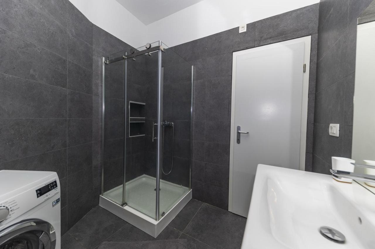 Apartments 23 And 25 With Free Private Parking Zadar Exterior foto
